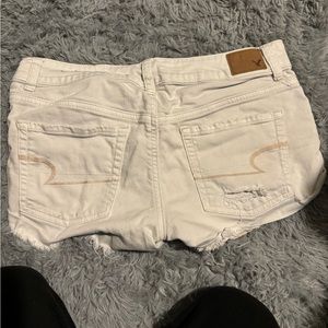 White American Eagle shorts! Worn a few times, no stains or tears!